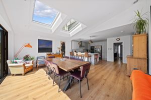 Photo 25- click for photo gallery